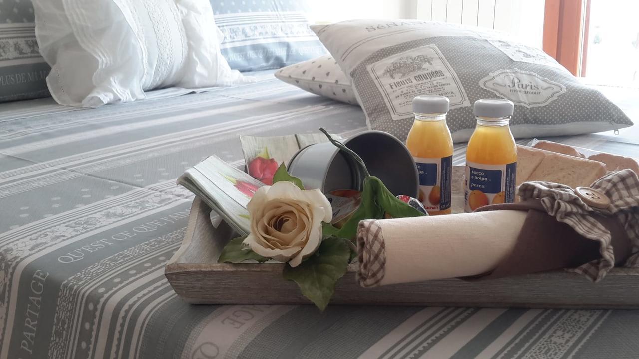 Beti House Heart'S And Roses Rooms Ponte Galeria Ngoại thất bức ảnh